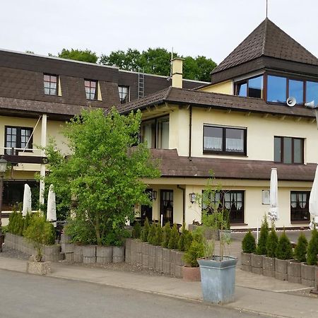 Landhotel Zum Doppeldecker Kirchen  Exterior foto